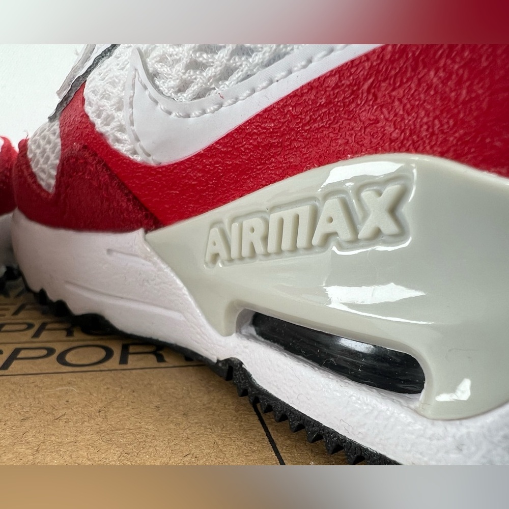 Nike Air Max System Kids in White/White-University Red Photon Dust Size:5C NIB - Picture 9 of 12